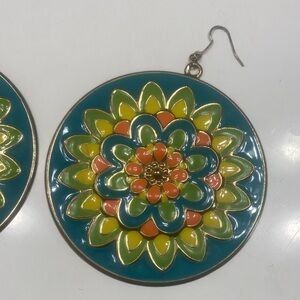 Floral patterned circle earrings
